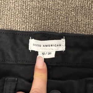 Good American Dark Black Skinny Denim. Size 12/31
